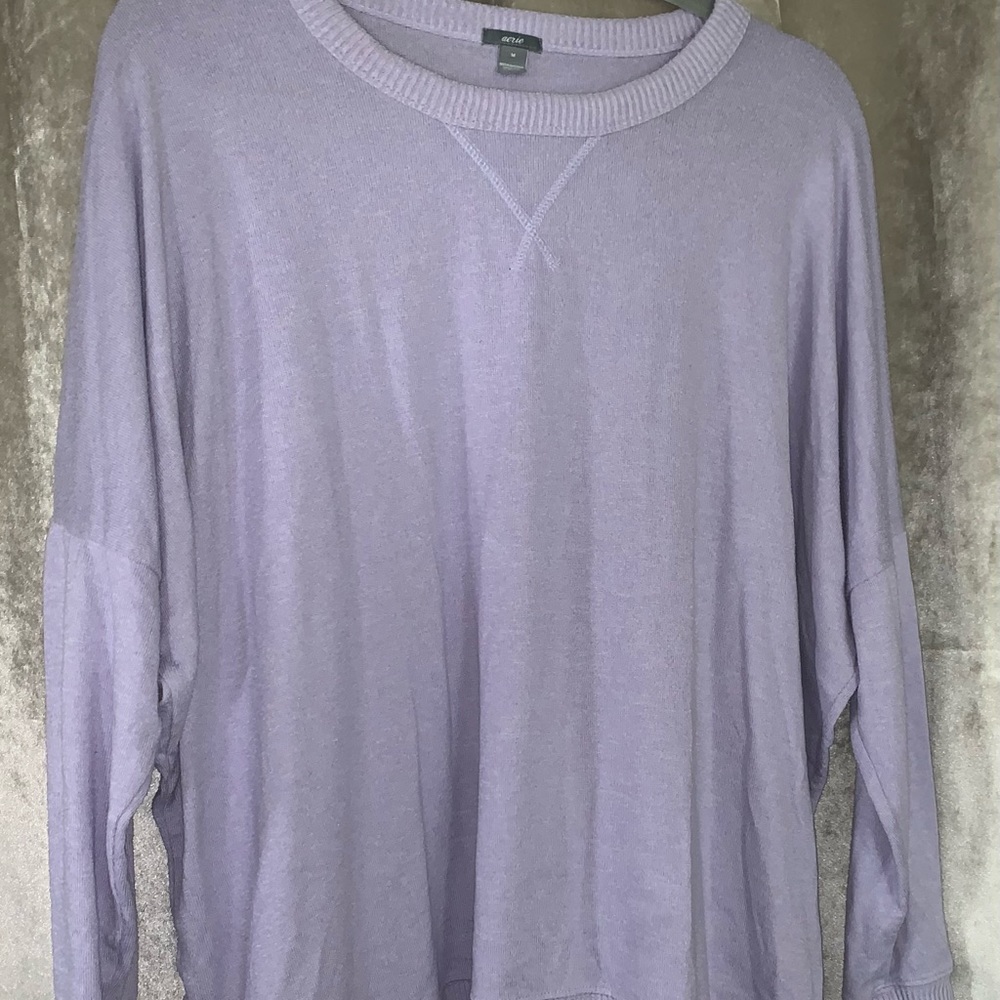 Aerie long sleeve lavender shirt size Medium